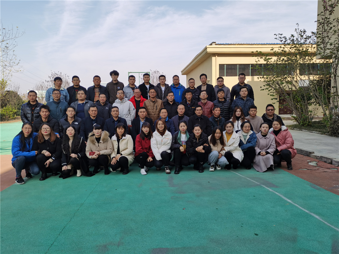 消防设施操作员中级班合影留念